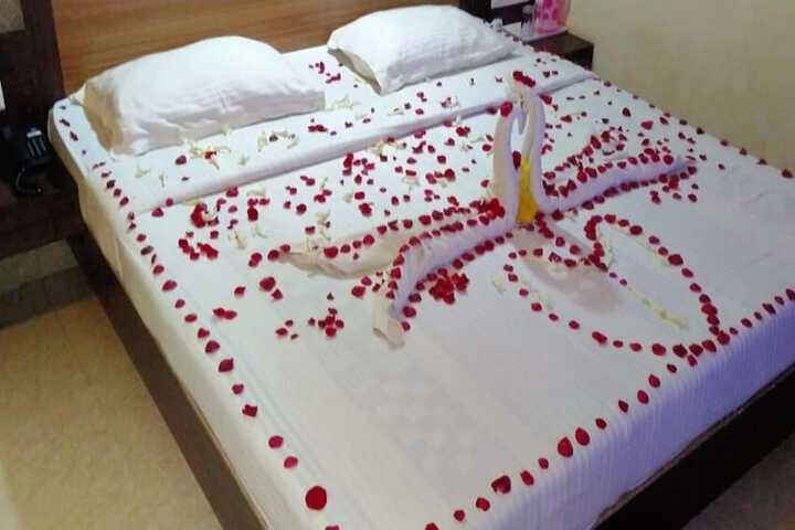Room 5 of 7