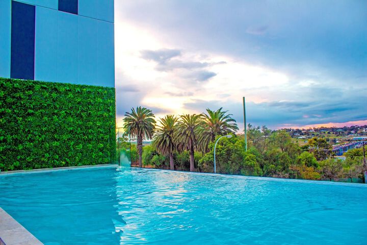 Pool 20 of 40
