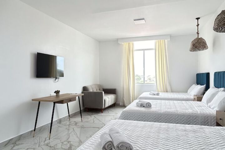 Room 30 of 100