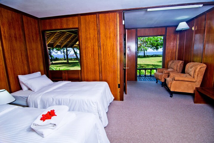 Room 3 of 29