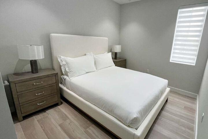 Room 62 of 172