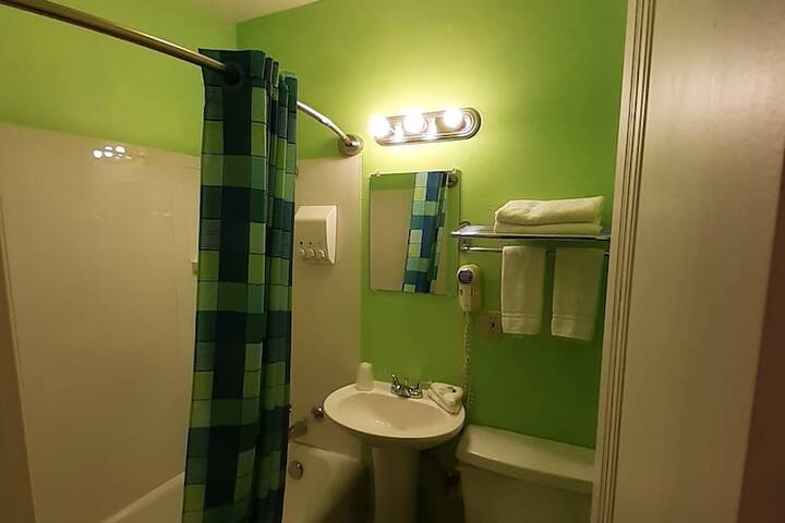 Room 14 of 26