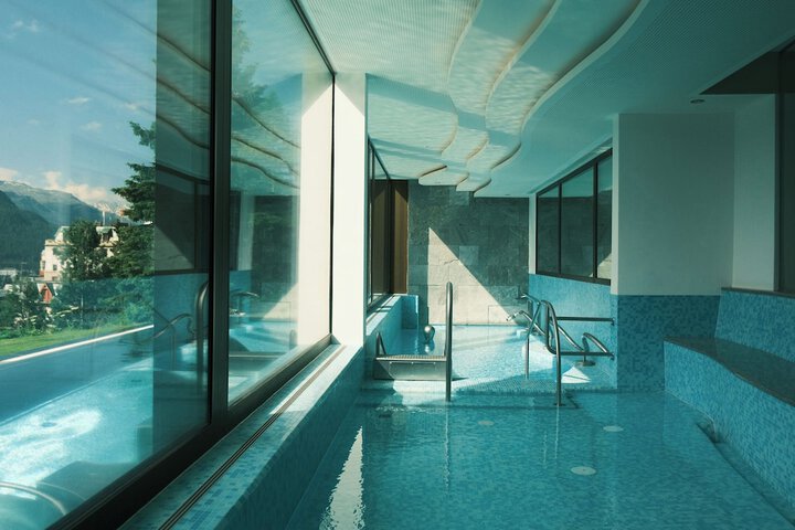 Pool 158 of 208