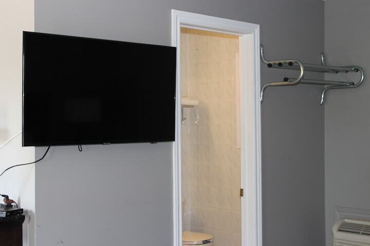 Room 12 of 24