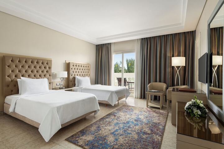 Room 15 of 180