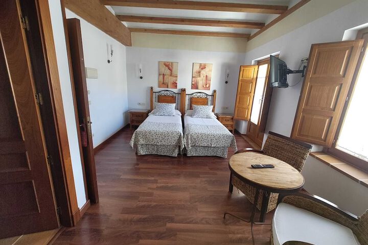 Room 14 of 40
