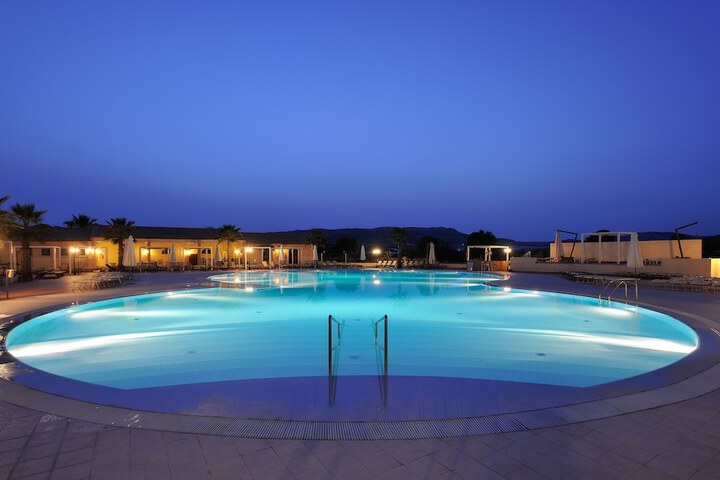 Pool Hotel