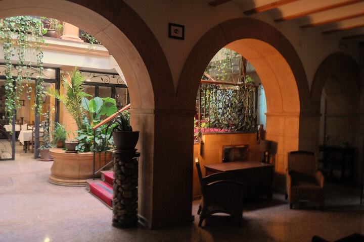 Hotel Lobby