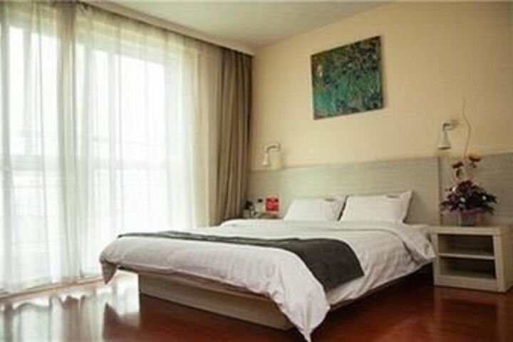 Room 12 of 41