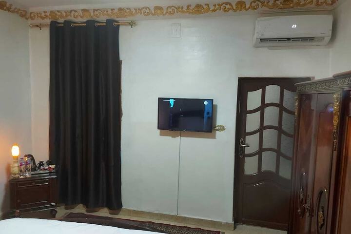 Room 9 of 59