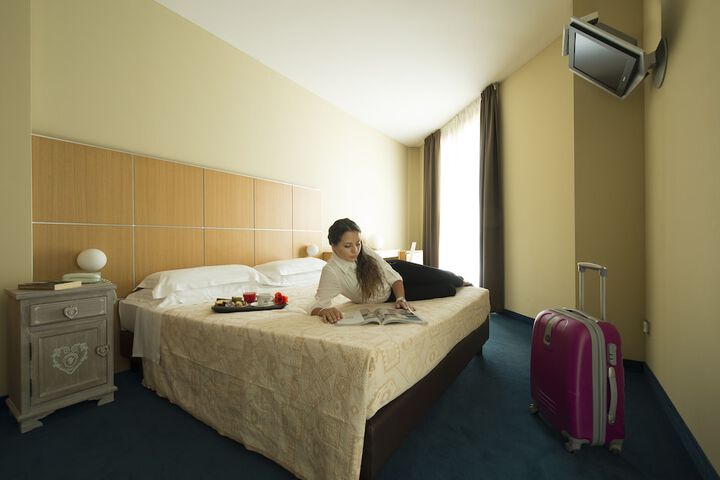 Room 14 of 56