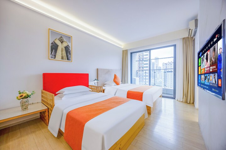 Room 28 of 56