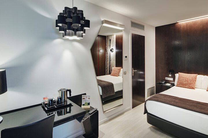 Room 22 of 59