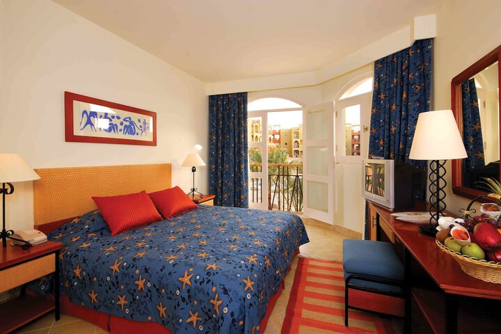 Room 16 of 63