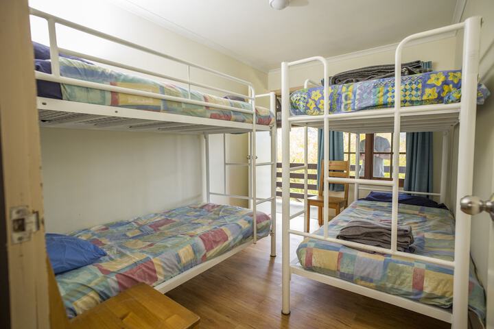 Room 4 of 54
