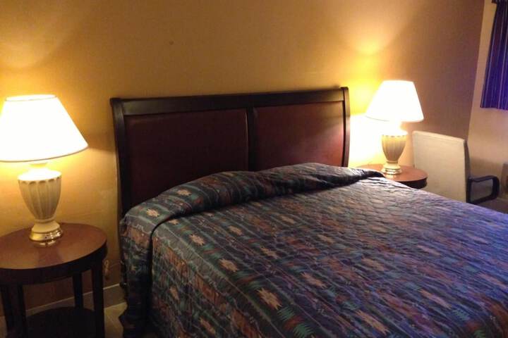 Room 16 of 35