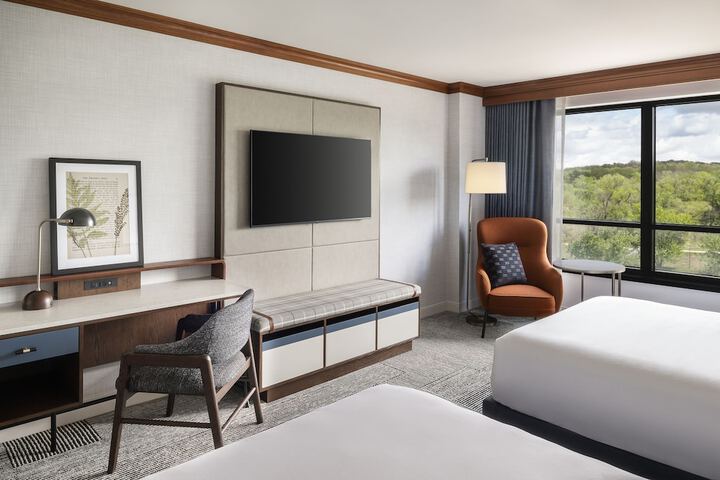 2 Queen Beds Accessible (1 of 10)