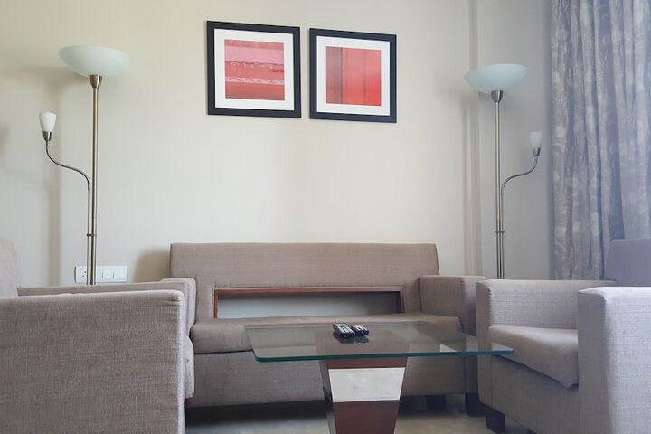 Room 6 of 52