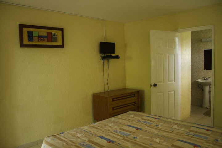 Room 7 of 60