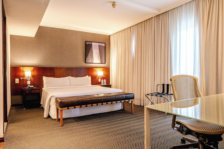 Room 70 of 240