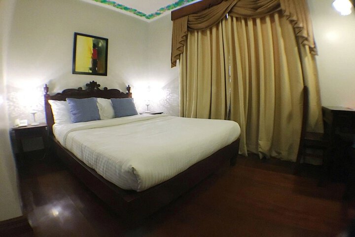 Room 14 of 50