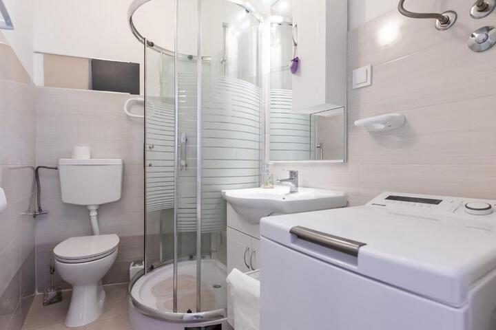 General 10 of 13