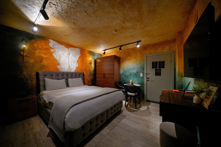 Room 122 of 244