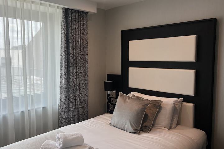 Room 25 of 90