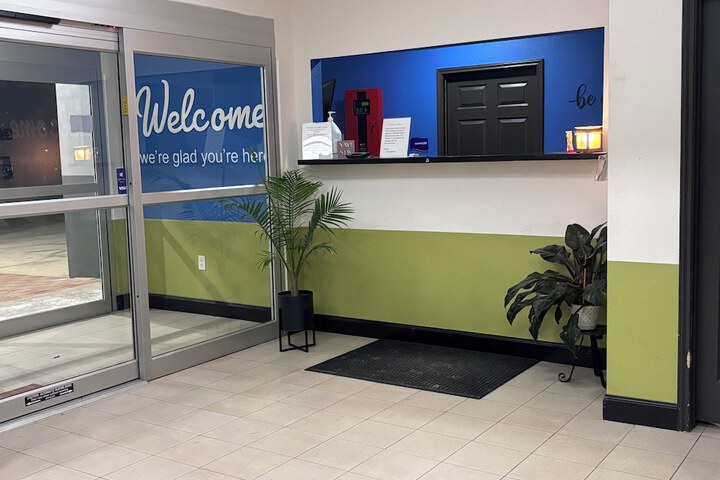 Hotel Interior 3 of 28