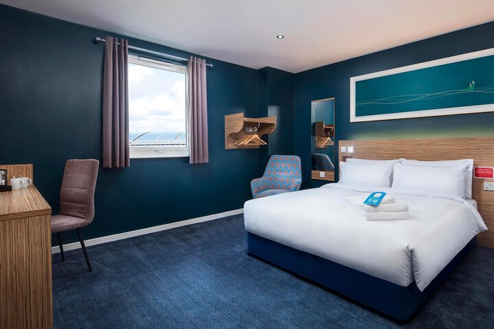 Room 15 of 21
