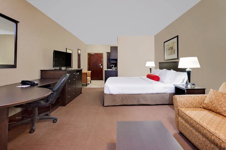 Room 3 of 26