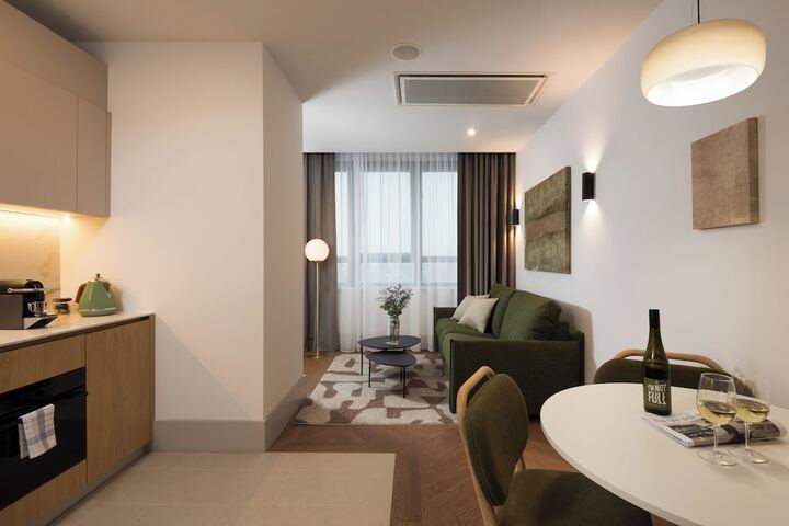 Room 62 of 113