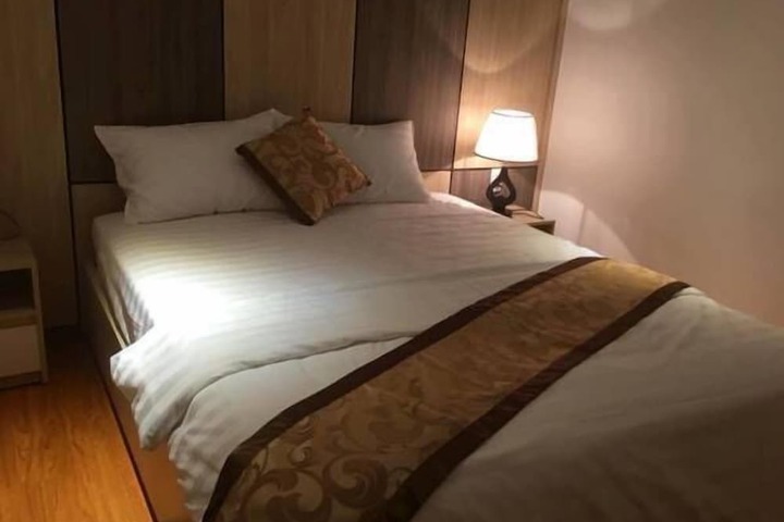 Room 21 of 49