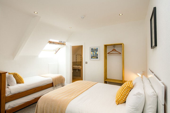 Room 15 of 54