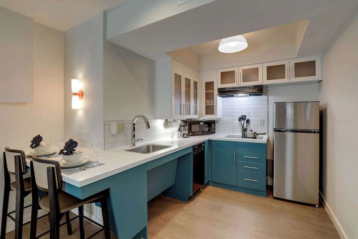 Private kitchenette