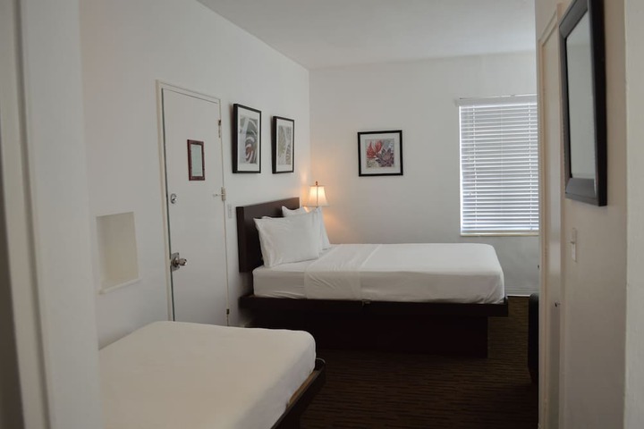 B2 Dxdeluxe Room 2 Queen Beds (8 of 26)