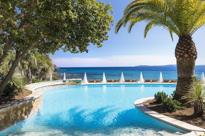 Hotel Pool