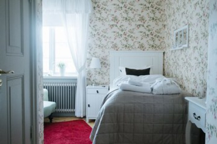 Room 80 of 115