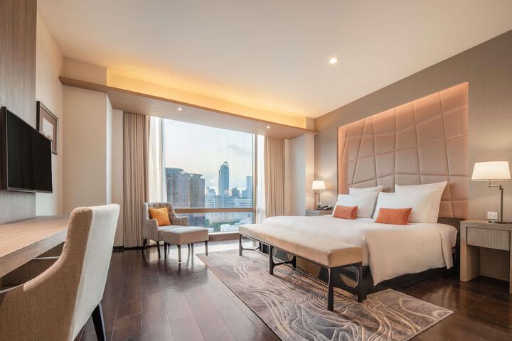 Room 25 of 206