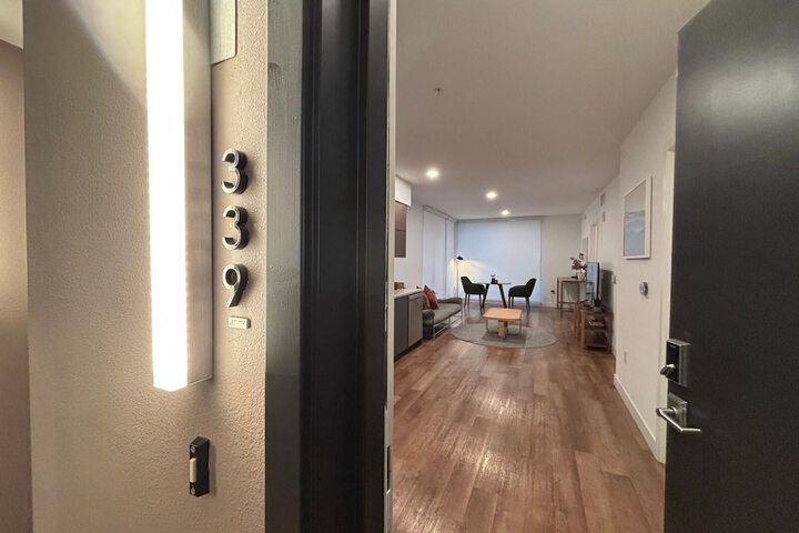 Room 40 of 130