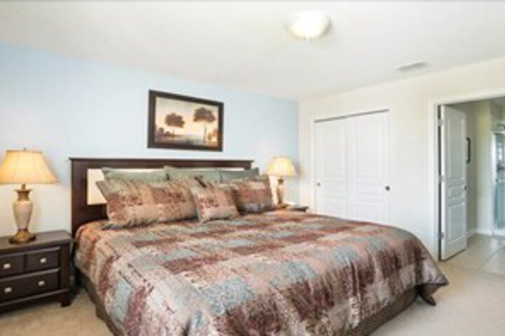 Room 34 of 46