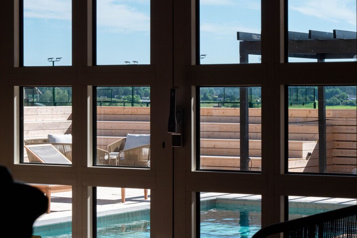 Spa 15 of 37