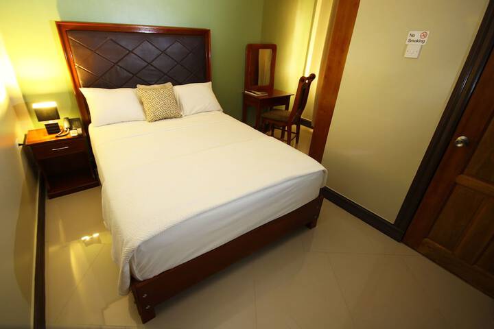 Room 7 of 13