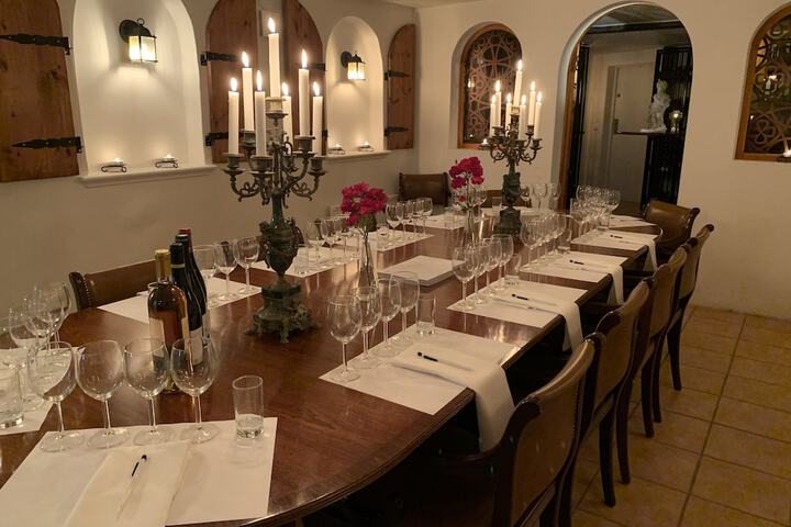 Dining 19 of 37