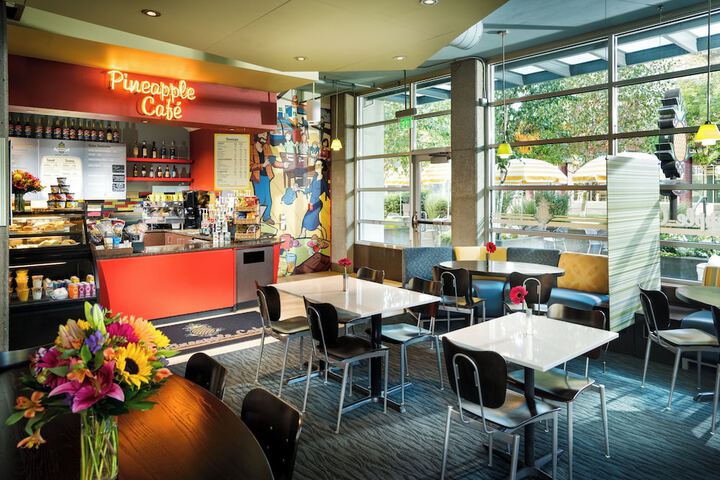 Breakfast area