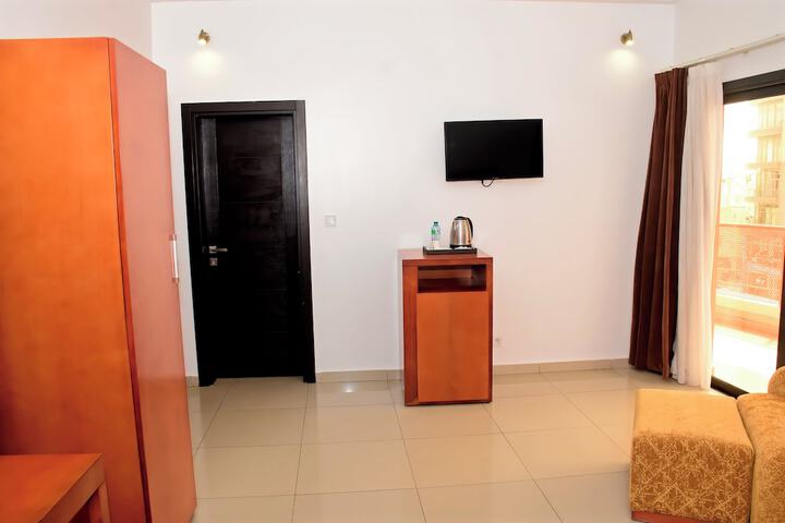 Room 38 of 74