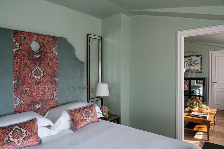 Room 48 of 179