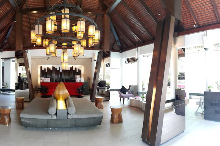 Lobby Photos