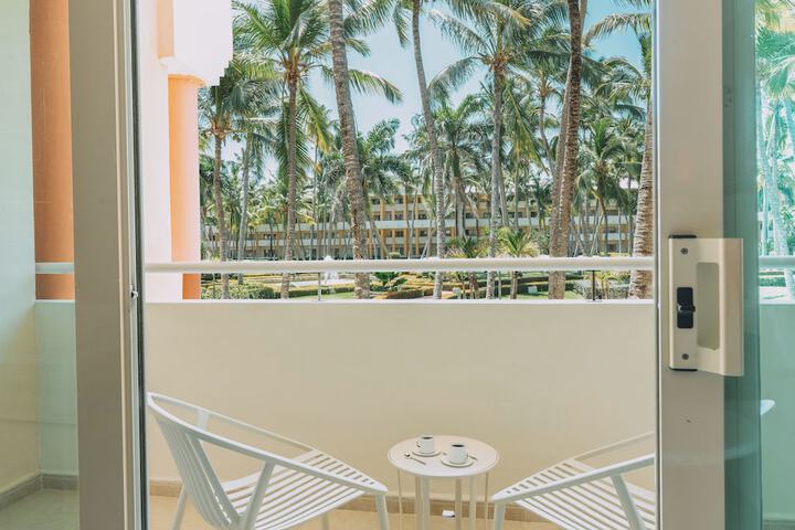 Hotel Exterior 99 of 99