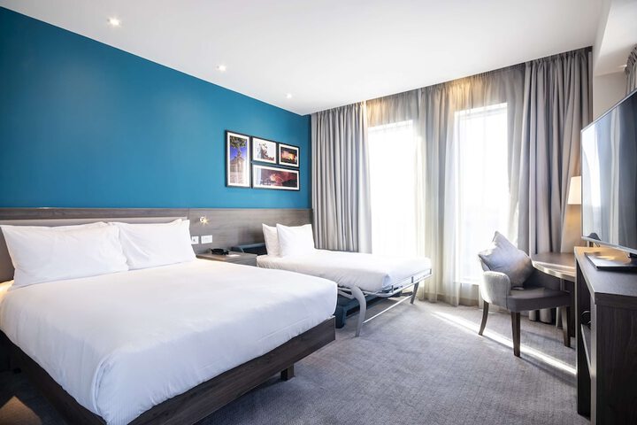 Room 9 of 54